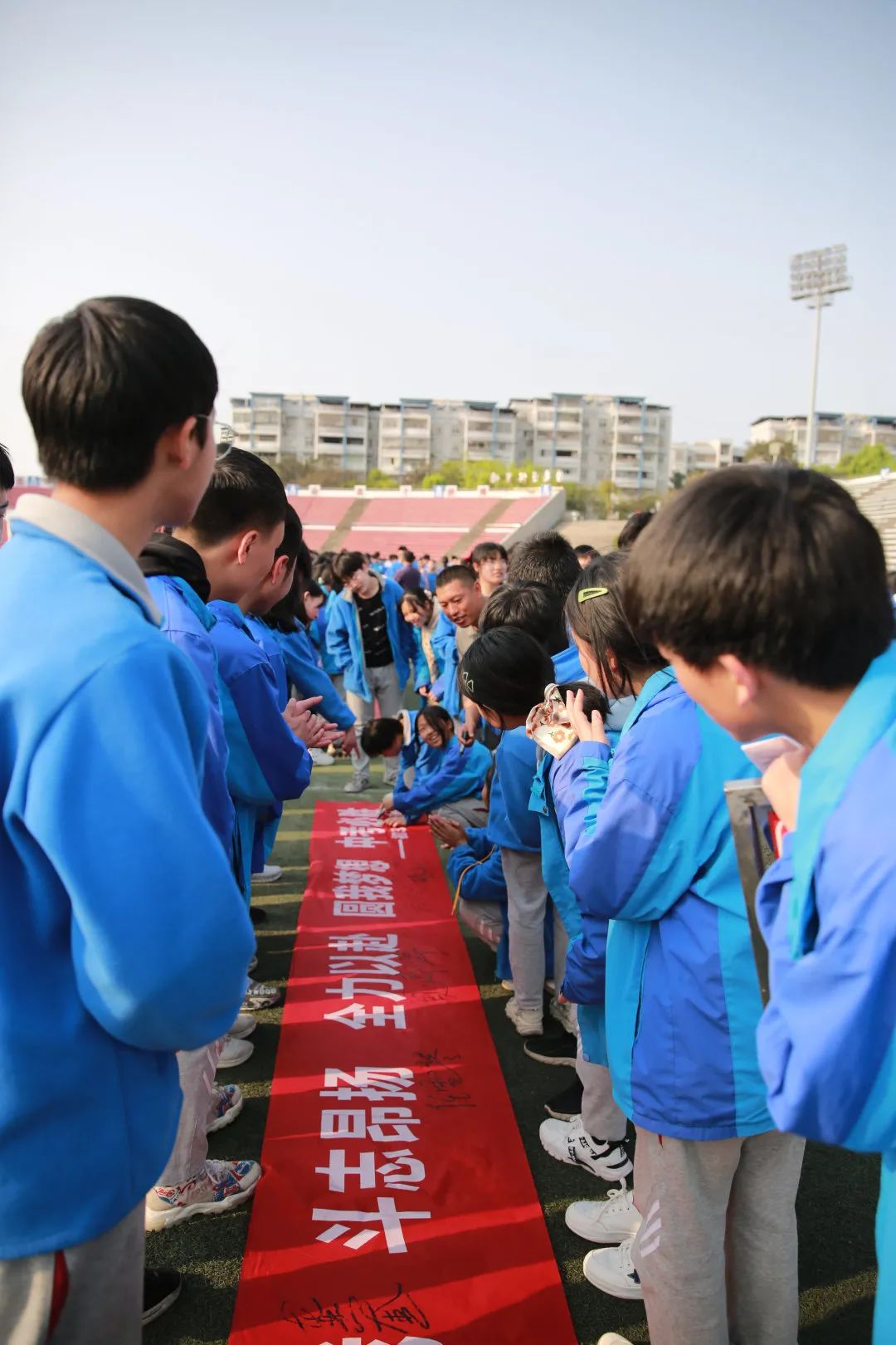 重庆潼南实验中学校徽图片