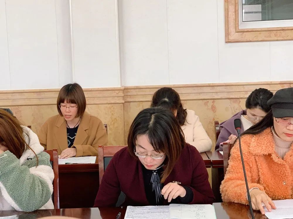 优化同课异构 打造高效课堂 ——记海安市李堡镇小学语文中心教研组