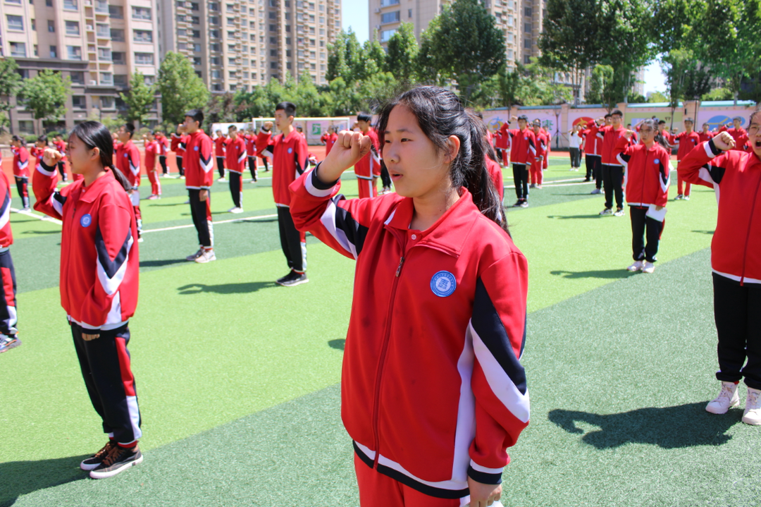 聊城二中附属东苑中学图片